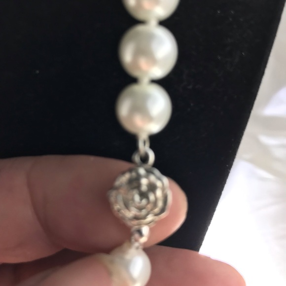 White Akoya 8MM Shell Pearl Set - Picture 2 of 6